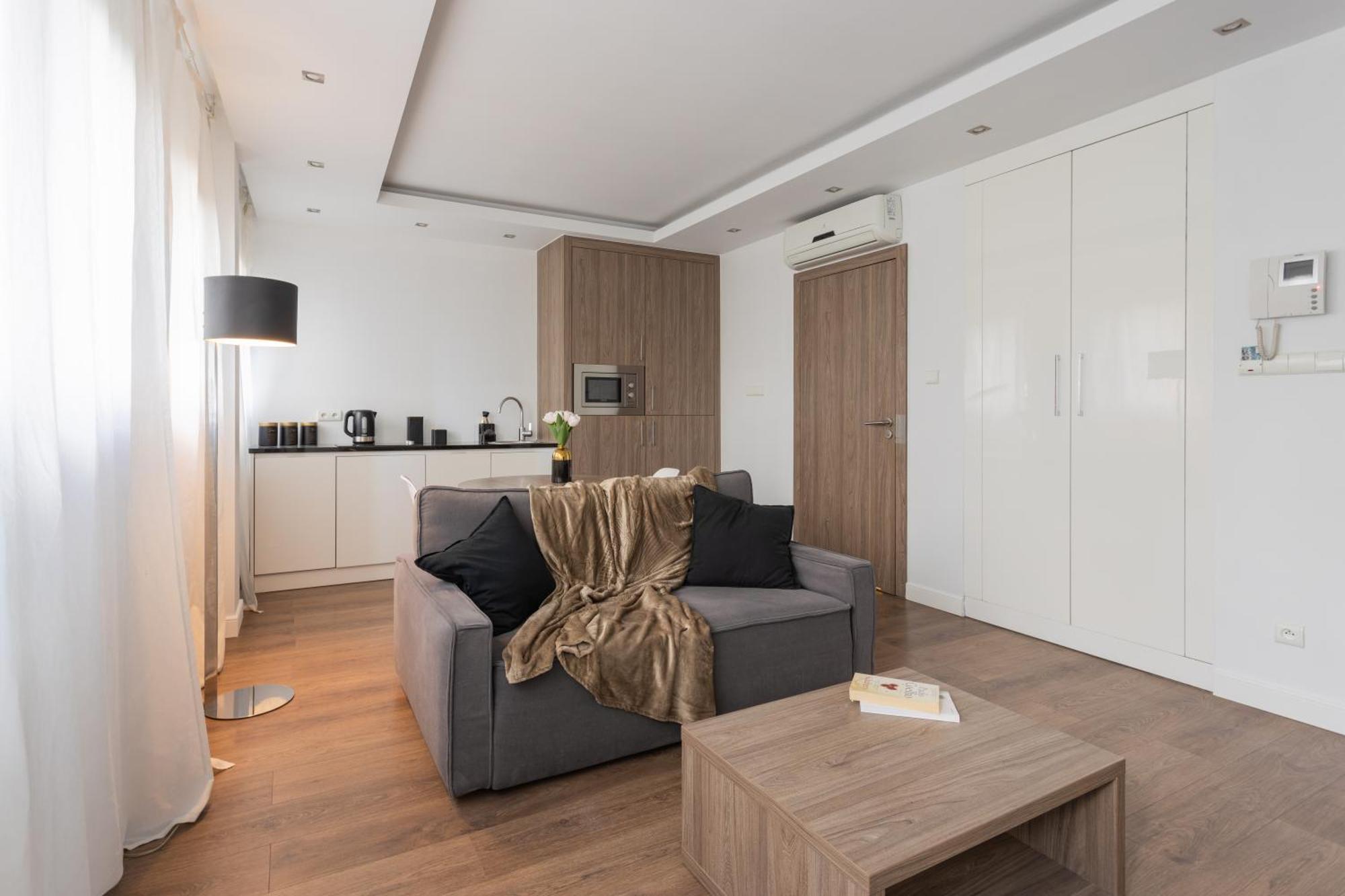 Golden Apartments Warsaw - Browary Warszawskie - Luxury & Cozy Apartments - Oxygen Residence- Wronia Extérieur photo